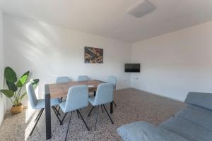 Posedenie v ubytovaní Precioso apartamento en altura
