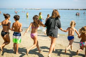 Hosté ubytování Bikini Tropicana Family Hotel