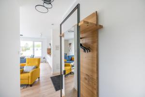 Et opholdsområde på Villa SCHLOSSBLICK WE4 Penthouse am Nationalpark