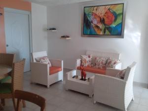Predel za sedenje v nastanitvi Best bed and breakfast in Samana Breakfast Included