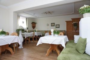 A seating area at Landhaus Achental