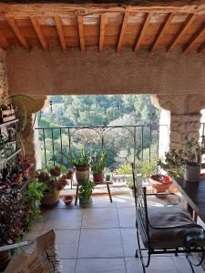 Balkón alebo terasa v ubytovaní La Vita Dolce, Luberon