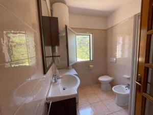 A bathroom at Villetta Grazia