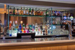 Boissons dans l'établissement Mandolay Hotel Guildford