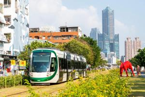Vista generica su Kaohsiung o vista sulla città dall'interno della stanza in casa privata