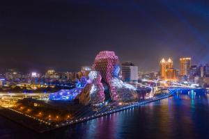 Vista generica su Kaohsiung o vista sulla città dall'interno della stanza in casa privata