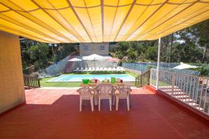 The swimming pool at or close to Catalunya Casas Fun and Frolic in Lloret del Mar 3500 meters to beach!