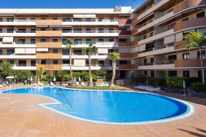 Basen w obiekcie Balcon de los Gigantes with pool view lub w pobliżu
