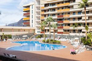 Basen w obiekcie Balcon de los Gigantes with pool view lub w pobliżu