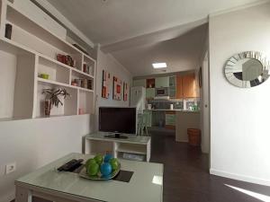 Kuchnia lub aneks kuchenny w obiekcie ÁTICO SANTA MARÍA