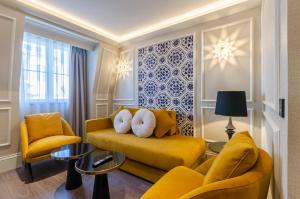 Coin salon dans l'établissement Eurostars Lisboa Baixa