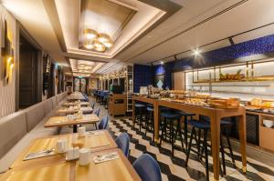 Restaurant ou autre lieu de restauration dans l'établissement Eurostars Lisboa Baixa