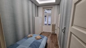 Helios Downtown Martha 1052 Budapest, 5 Petőfi Sándor utca kép - 2