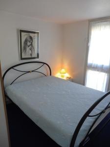 Posteľ alebo postele v izbe v ubytovaní MAISONS SUR LA PLAGE Magnifique T3 mezzanine vue mer Cap d'Agde
