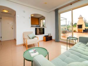 TV a/nebo společenská místnost v ubytování Apartment Medina del Sol I by Interhome + 22 fotografií