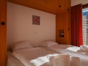 Letto o letti in una camera di Apartment Christiania 2 C8 by Interhome