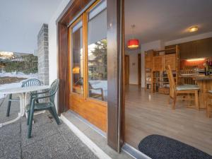 ระเบียงหรือลานระเบียงของ Apartment Jorasse A 1 by Interhome