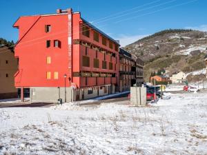 Fotografie z fotogalerie ubytování Apartment Ginesta by Interhome v destinaci La Molina