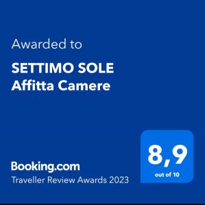 ターラントにあるSETTIMO SOLE Affitta Camereの青いスクリーン