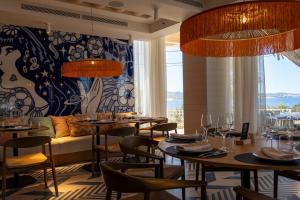 Een zitgedeelte bij The Signature Level at TRS Ibiza Hotel - All Inclusive Adults Only - Entrance to Clubs included