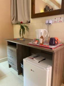 Dapur atau dapur kecil di Ta’ Giljan B&B Gozo