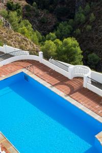 The swimming pool at or close to Apartamento la vista, Frigiliana 2 bedroom apartment with amazing views, pool and free private parking HansOnHoliday Rentals