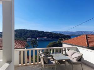 Hrvatska, JELSA, Apartman Bisera