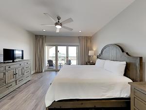 Postel nebo postele na pokoji v ubytování Southern Secret West + 21 fotografií