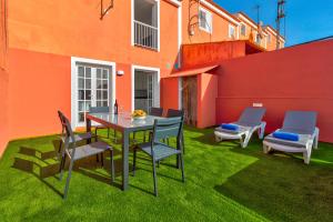 Imagen de la galería de Bonita Casa Nina con Jacuzzi By Paramount Holidays, en Playa de San Juan