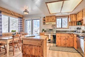 Gallery image of Peaceful Utah Ski-InandSki-Out Vacation Rental! in Beaver