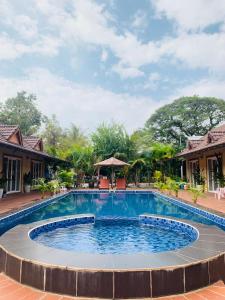 Sundlaugin á Hello Kampot Resort eða í nágrenninu