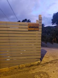 Φωτογραφία από το άλμπουμ του Francis Nook Belle Garden Room σε San Juan