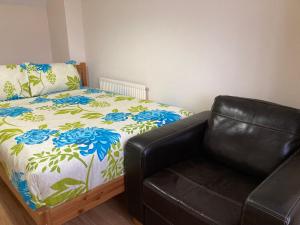 Postel nebo postele na pokoji v ubytování Eltar Hostle