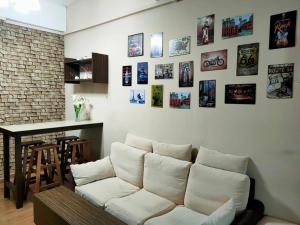 Posezení v ubytování 1 MINUTES TO TOWER SENTRAL INTAN HOMESTAY 6 ROOMS
