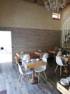 A seating area at Relais Totì BeB bed e breakfast