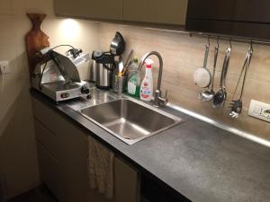 A kitchen or kitchenette at Relais Totì BeB bed e breakfast