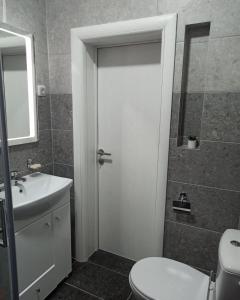Ένα μπάνιο στο Apartman Smile