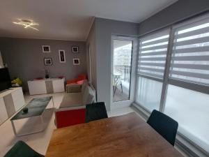 Posedenie v ubytovaní Apartament DIAMENTOWY z garażem -Centrum Gliwic