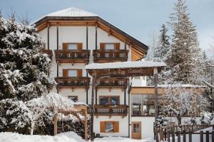 Hotel Chalet Corso v zime