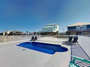 Bazén v ubytování Brighton by the Sea nebo v jeho okolí