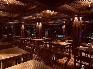 Restaurant o un lloc per menjar a De Foret