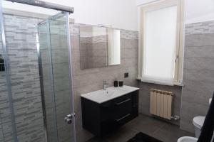 Foto de la galería de Piscina San Lorenzo en Santhià