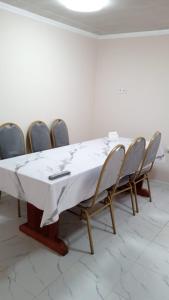 Οι επιχειρηματικές εγκαταστάσεις ή/και οι αίθουσες συνεδριάσεων στο Railway Hotel