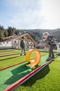 Herní místnost nebo prostor pro děti v ubytování Alpenhof