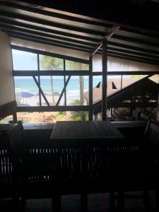 Uma área de estar em Chez Louise et Louis Pé na Areia