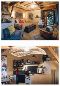 eine Küche und ein Wohnzimmer in einem winzigen Haus in der Unterkunft La cabane du bon chemin ,spa in Laval