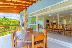 Balkoni atau teres di ILHABEACH HOUSE 1