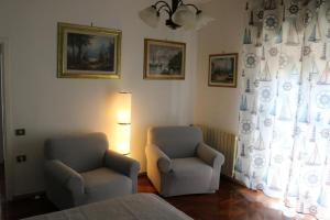 Foto dalla galleria di ROSSINI APARTMENT FRONTE MARE a Follonica