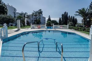 Bazén v ubytovaní RDM9- Modern family apartment in Riviera del Mar alebo v jeho blízkosti