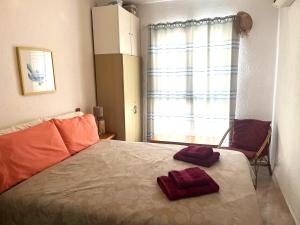 Posteľ alebo postele v izbe v ubytovaní Beautiful Air Conditioned bungalow - Alkabir